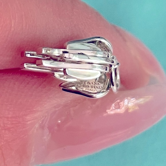 ❗️SOLD❗️Tiffany & Co. elephant pendant - Picture 3 of 4